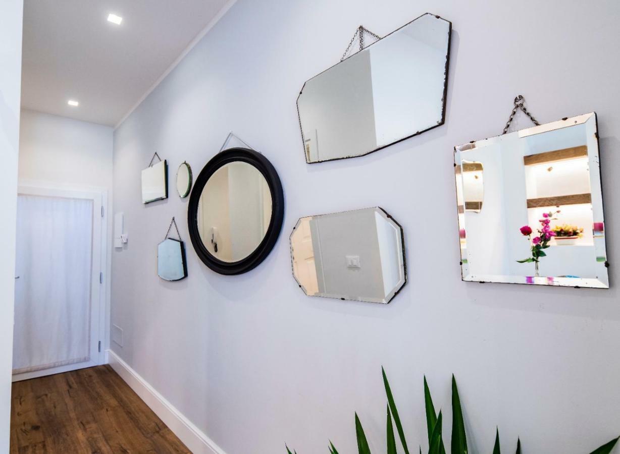 Oltrarno Lily Suite ฟลอเรนซ์ ภายนอก รูปภาพ