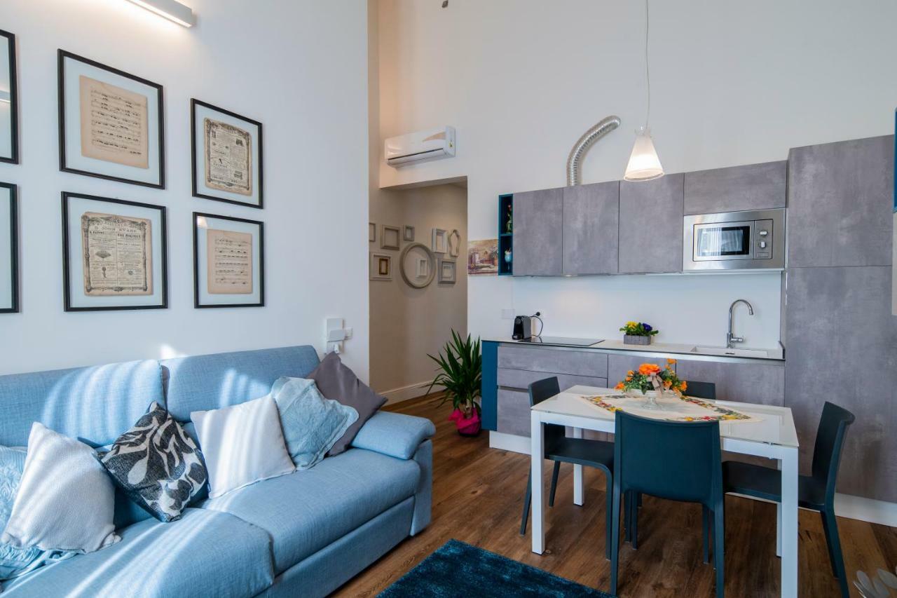 Oltrarno Lily Suite ฟลอเรนซ์ ภายนอก รูปภาพ